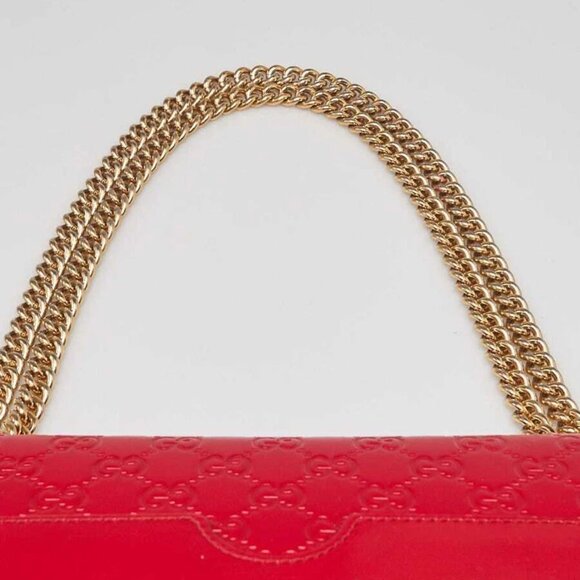 Gucci Red Guccissima Leather Padlock Medium Shoulder Bag - Picture 7 of 9